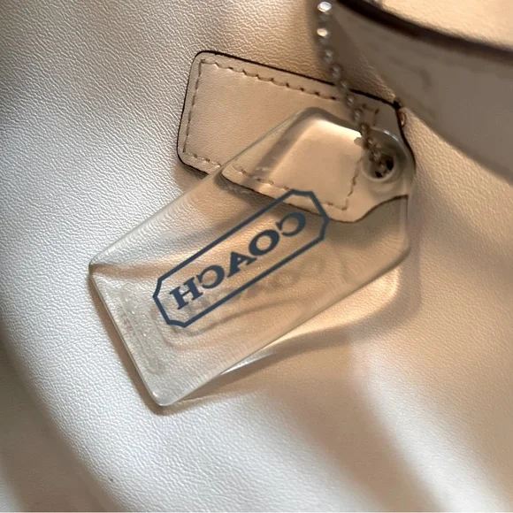 Coach Cream Shoulder Bag - Picture 3 of 7